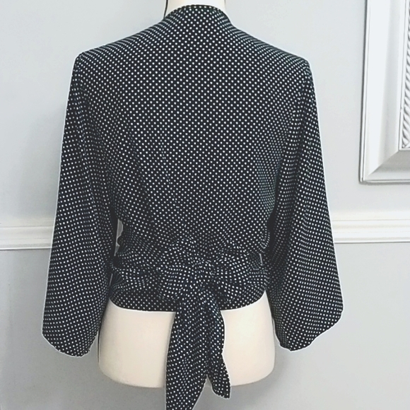 Market Star White Print Tie Front Top - Picture 10 of 10